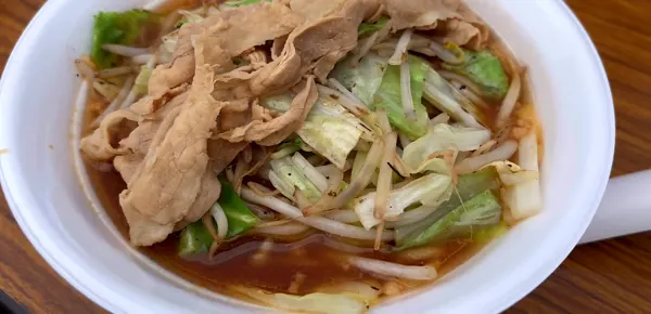 ラーメンEXPO 2025 麺屋わっしょい(大阪)のVegetable-loaded ramen with pork